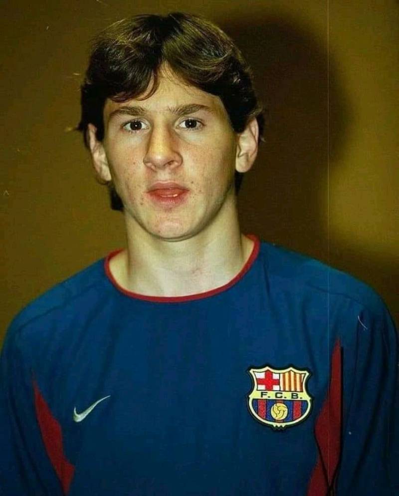 Lionel Messi – Hành Trình Vĩ Đại Của Một Huyền Thoại Bất Tử 1 Hành trình bắt đầu từ giấc mơ con trẻ